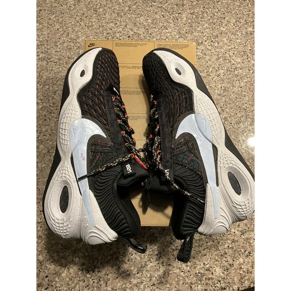 Nike Cosmic Unity TB Mens Basketball Shoes Black White DM4426-001 Size 12 main image 11